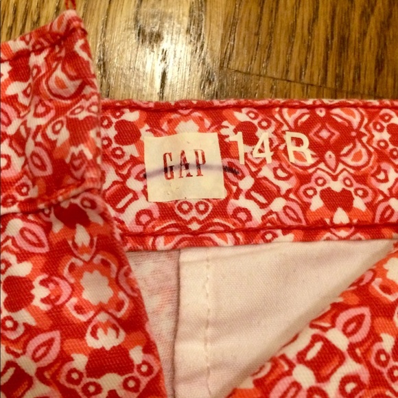 GAP Shorts - Picture 6 of 6